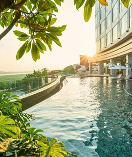 Suitecation - อมารี เวียงจันทน์ Suitecation - อมารี เวียงจันทน์