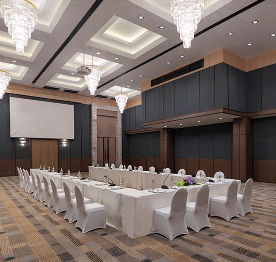การประชุม - อมารี บางแสน