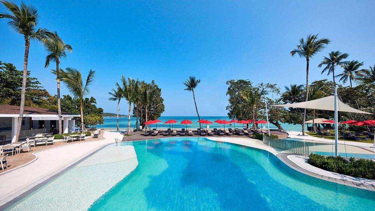 Amaya Food Gallery, Pool Deck and Beach Lawn (indoor and outdoor)