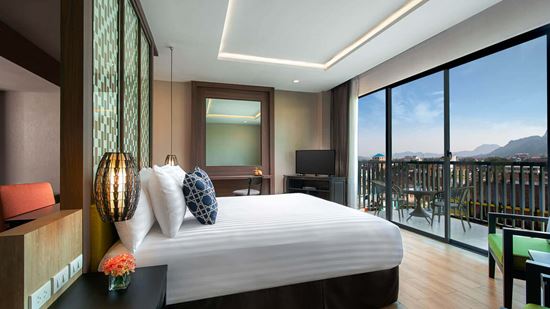 Deluxe City View with Balcony