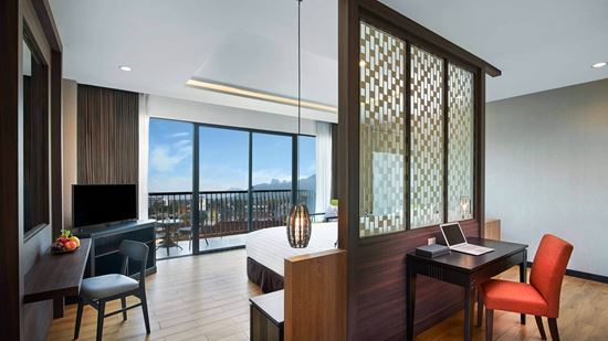 Deluxe City View with Balcony