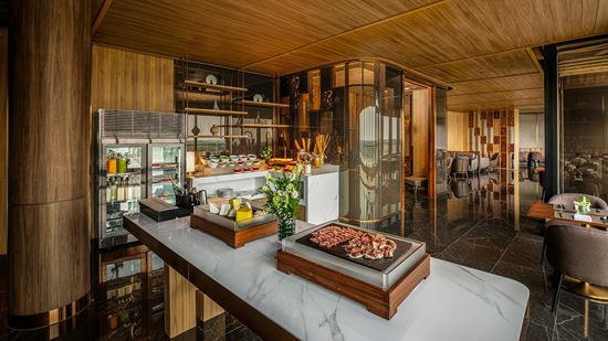 Club Nava - Food Station